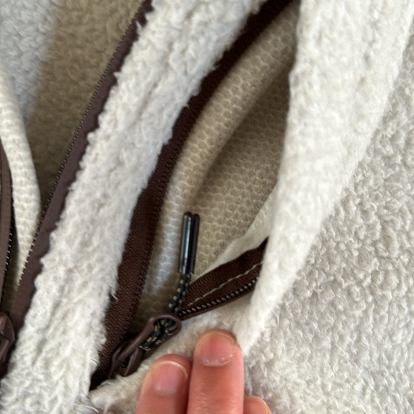 NWT Billabong Fleece Pullover - Picture 4 of 7